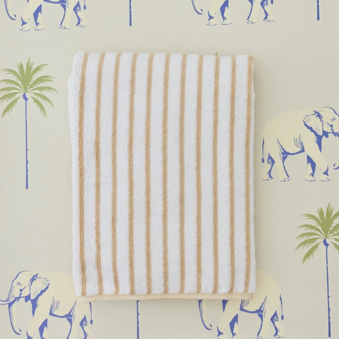 Patterned Bath Towel - Image 13