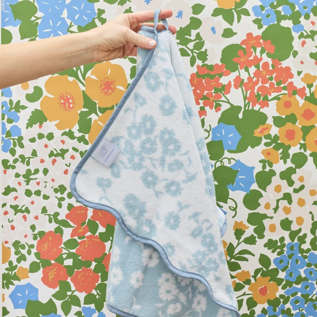 Patterned Scallop Hand Towels (pair) - Image 3