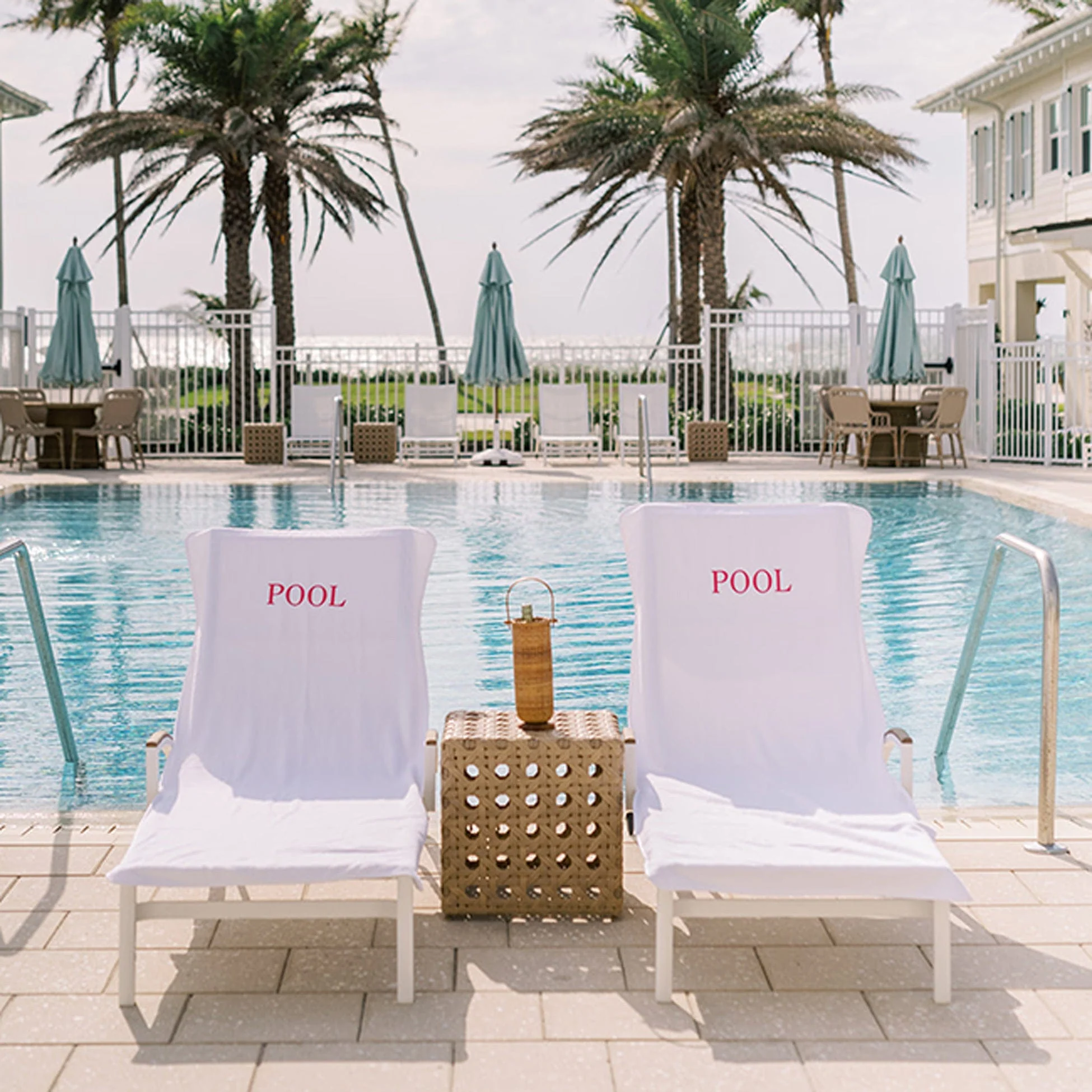 Pool Lounge Cover - Image 12