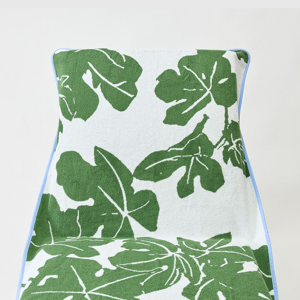 Pool Lounge Cover - Image 28