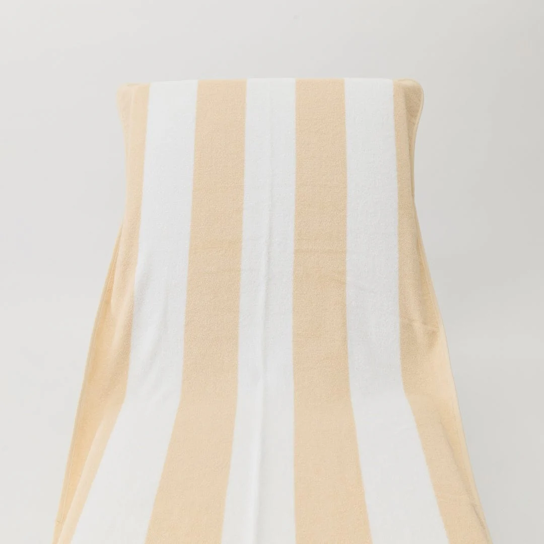 Pool Lounge Cover - Image 67