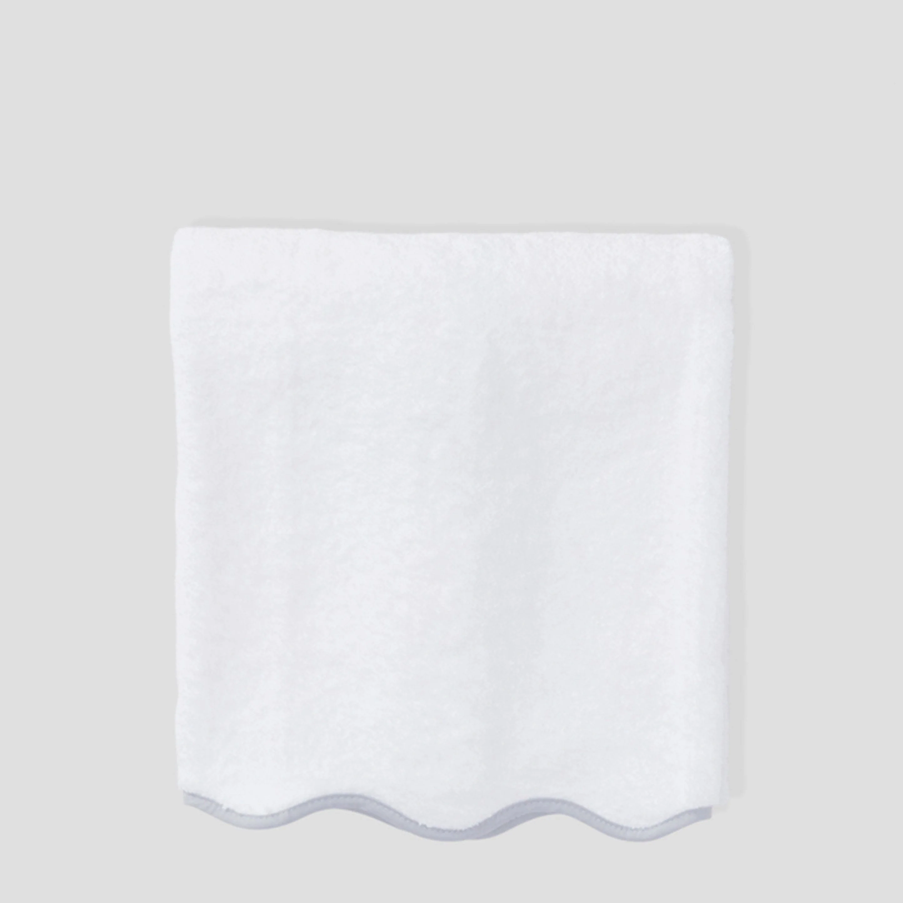 Scallop Bath Towel - Image 23