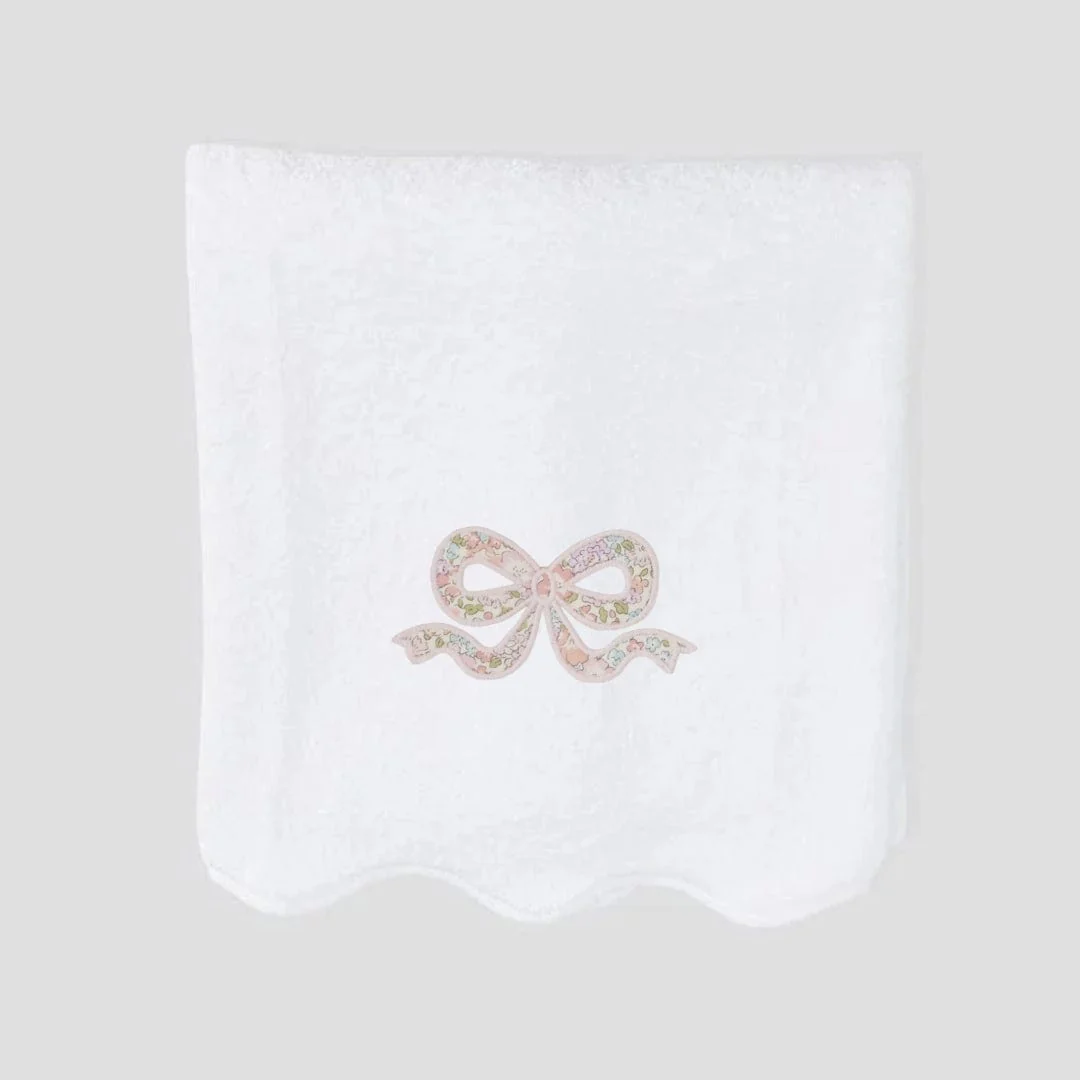 Scallop Bath Towel - Image 50
